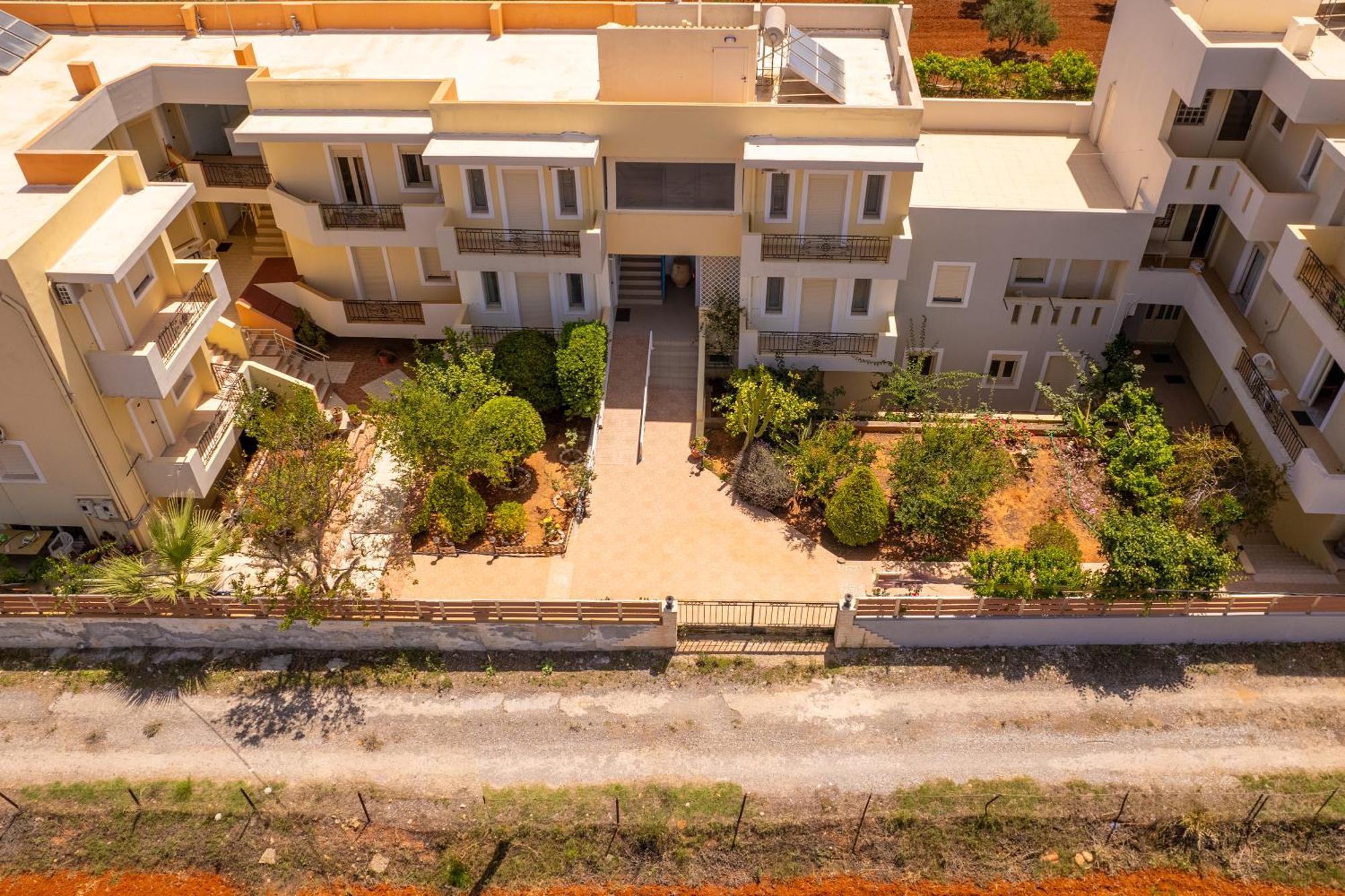 Fotis Studios Apartments Гуве Экстерьер фото